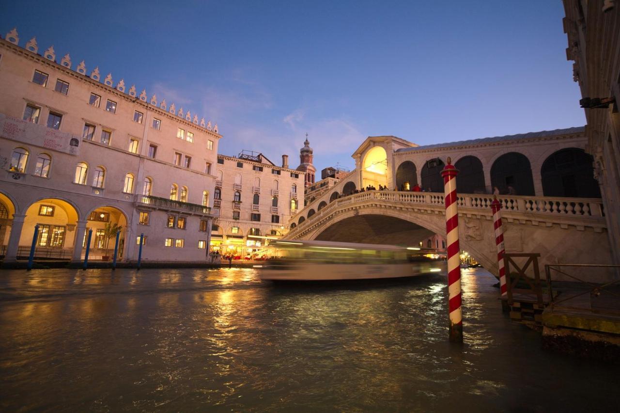 A Couple Of Steps From Rialto Apartamento Venecia Exterior foto